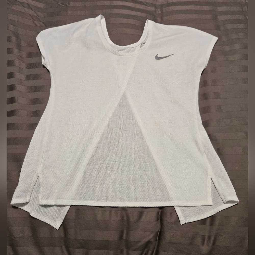 Nike Woman's Dri-Fit X Back Running Top In White. Size XS.